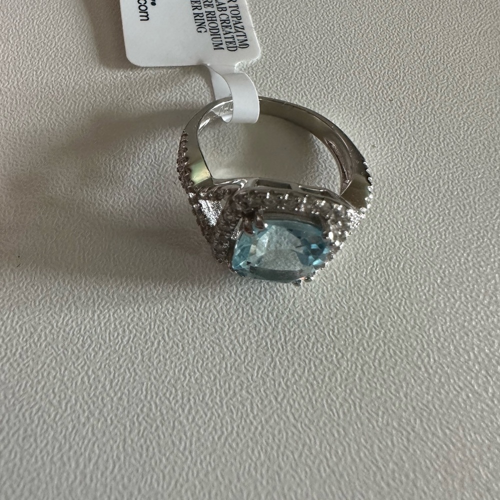 NWT ring - Picture 3 of 4